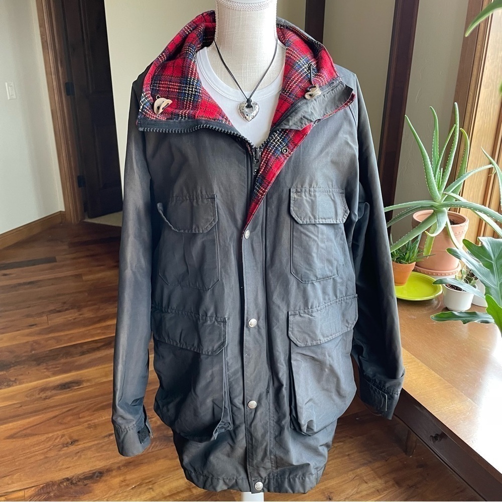 Vintage Woolrich Hooded Chore Jacket with Red Plaid Lining Large